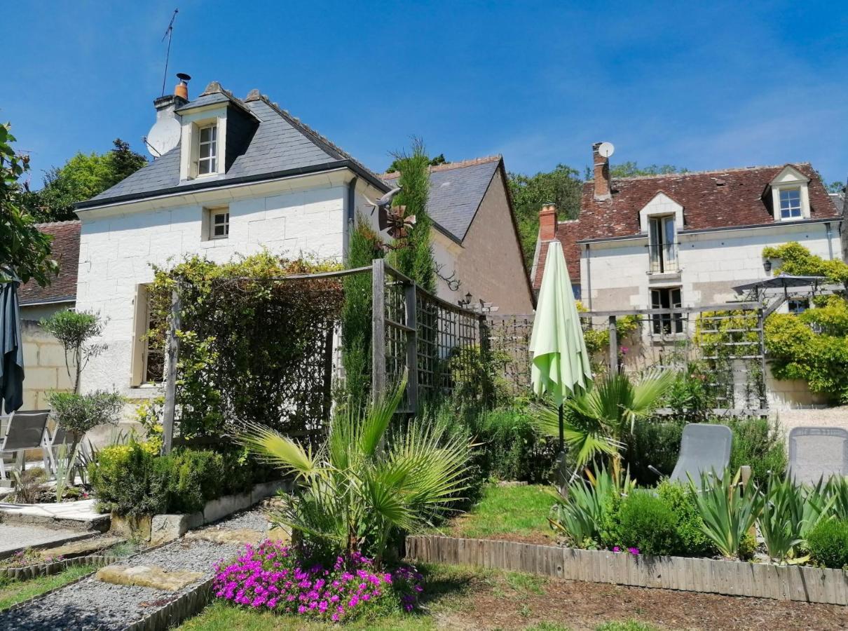 Gites Les Petits Chateaux Bourré Exterior photo